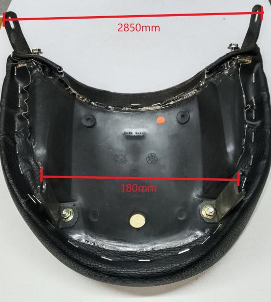 Sedile Nero Posteriore per vari modelli  e marche di moto